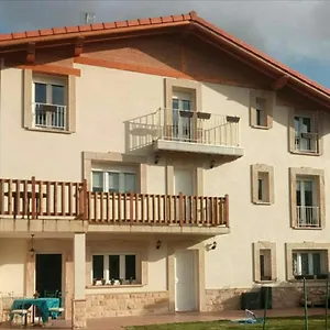  Apartamento Lur Etxea